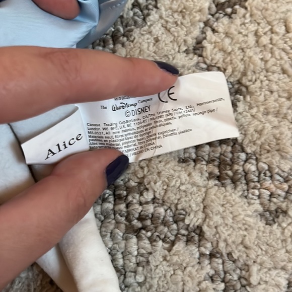 Alice in Wonderland Plush - Picture 7 of 7